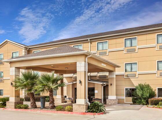 Best Tyler (TX) Hotels With 18+ Check-In (Updated September 2024)